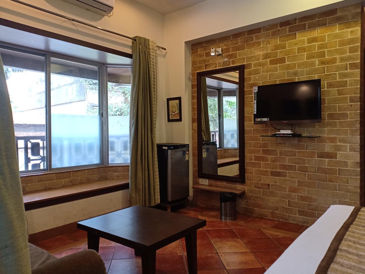 לונבלה Hotel Chandralok מראה חיצוני תמונה