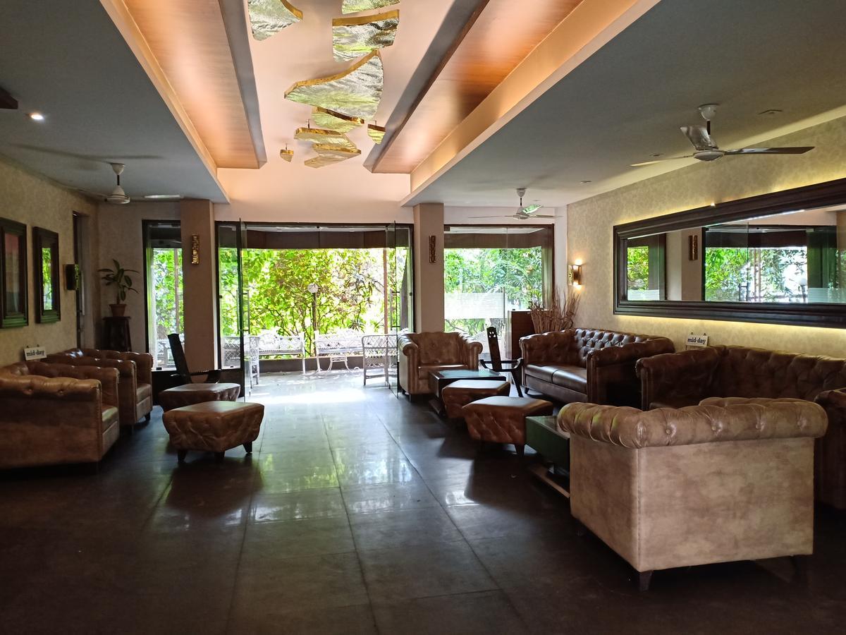 לונבלה Hotel Chandralok מראה חיצוני תמונה