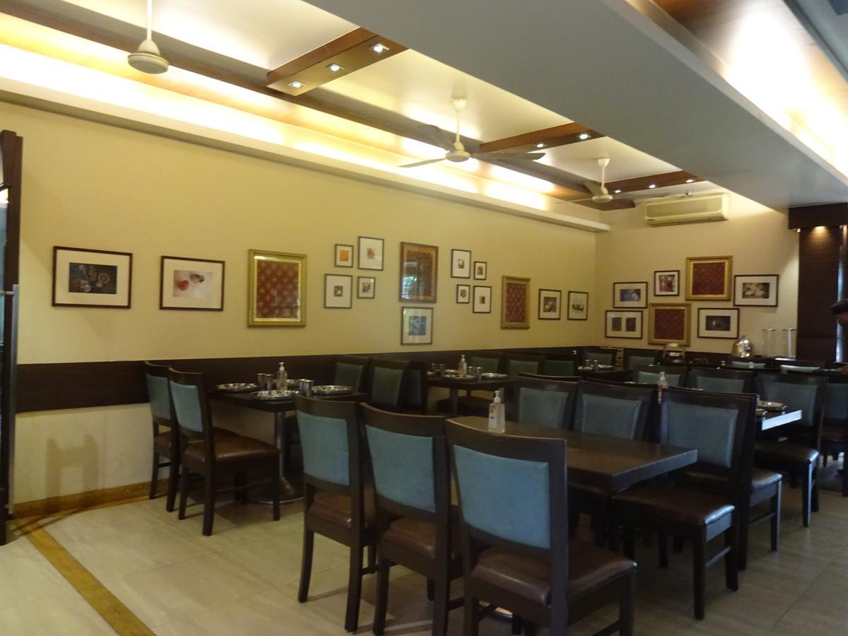 לונבלה Hotel Chandralok מראה חיצוני תמונה